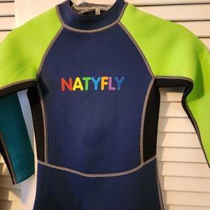 Kids wetsuit - 2.5 mm neoprene thermal swimsuit. Unisex. Size 10.